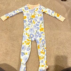 Honest baby 12m onesie